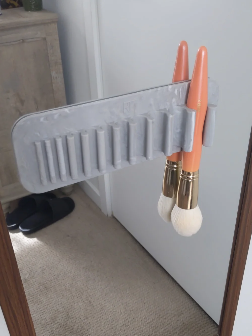 💄 Makeup Brush Holder